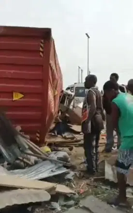 Tragedy: Many Feared Dead As Truck Crashes Into Shuttle Bus In Anambra