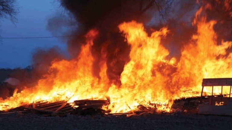 BREAKING: Explosion Rocks Crude Oil Pipeline In Rivers State