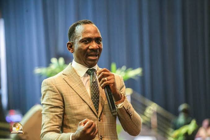 “Pastor Enenche: Nigerians Are Suffering, Pastors Exhausted, Members Beg for Help After Service” [VIDEO]