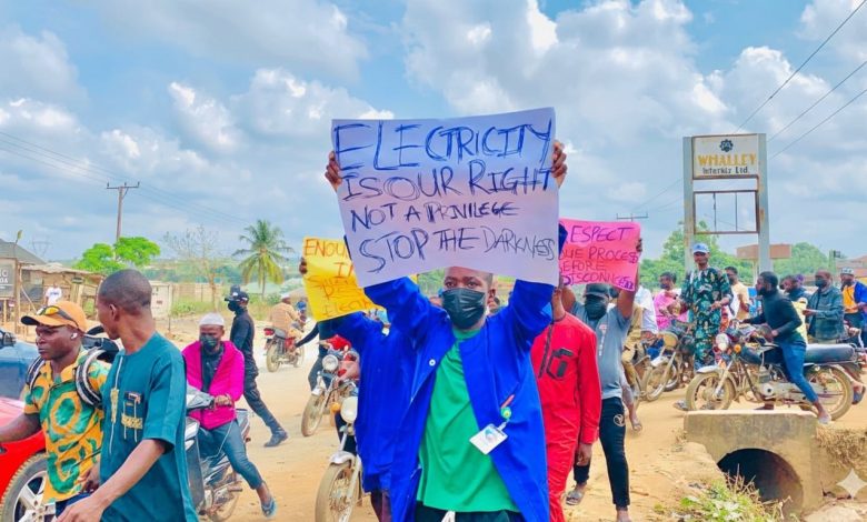 JUST IN: Lagos Youths Protest Over Lack of Electricity Supply