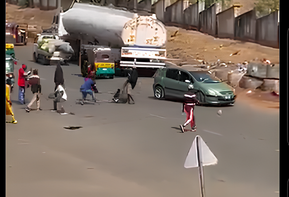 BREAKING: UNIJOS Evacuates Students After Suspicious Entry Into School Hostel