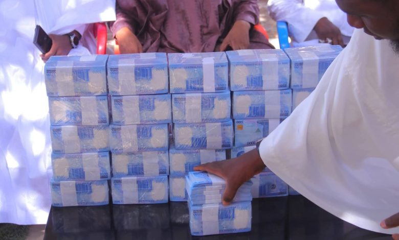 Another APC Lawmaker Shares N26 Million Cash With Party Executives in Maiduguri After Winning Primary Election