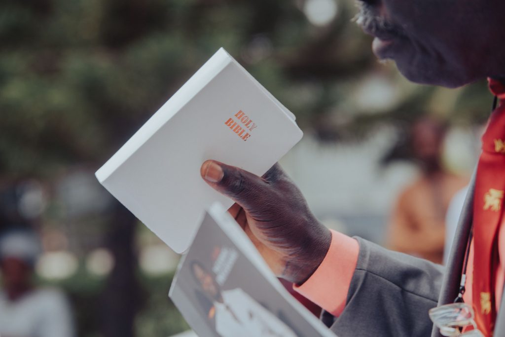 VIDEO: Popular Pastor Orders Worshipers Without Bibles To  Go 