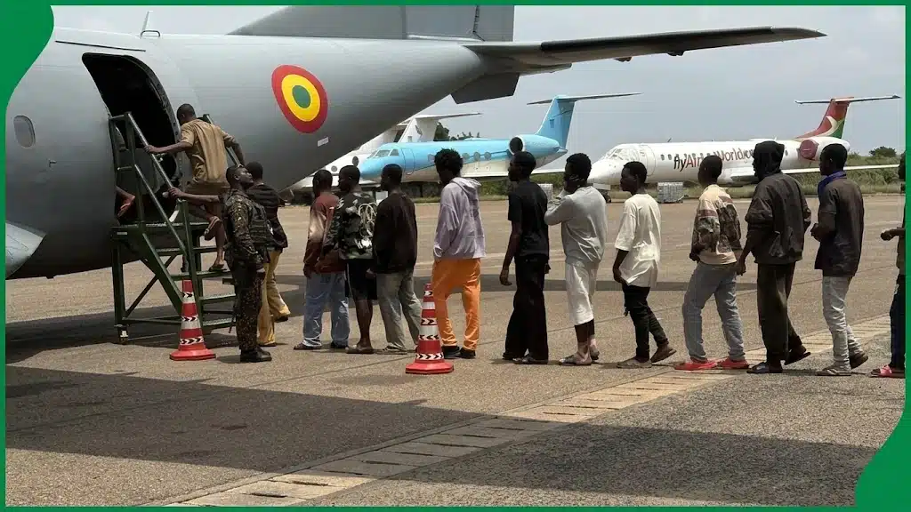 Ghana Deports 120 Nigerians [Video]