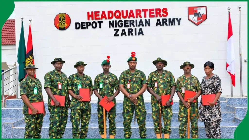 Army Retires Master Warrant Officers