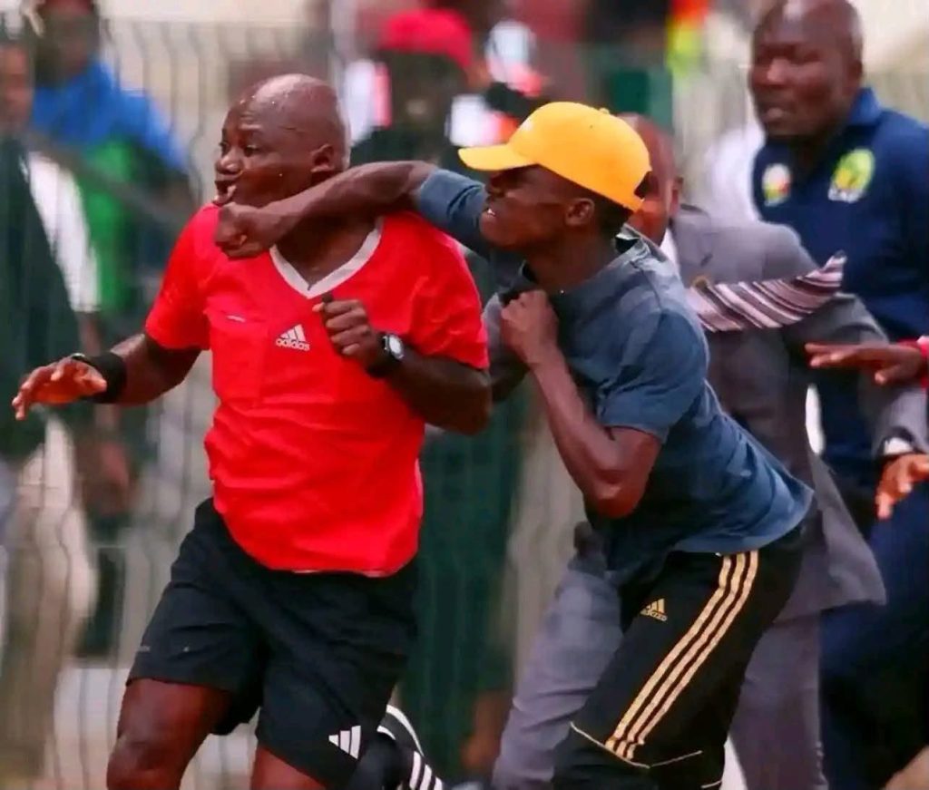 Referee Att@cked During Match In Kenya (Video)